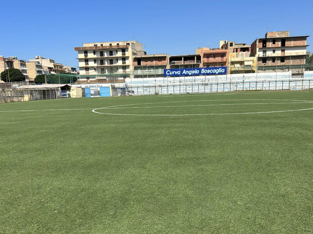 Manto erboso, la replica di Incardona al Gela: “Non è un campo di patate, chiediamo rispetto” - 