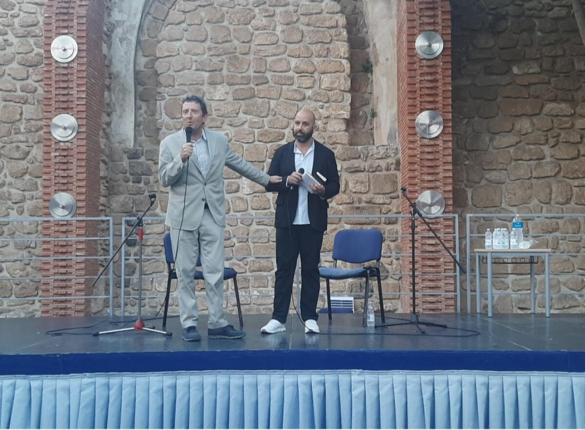 Berlusconi restera’ nella storia, come Toto’ - 