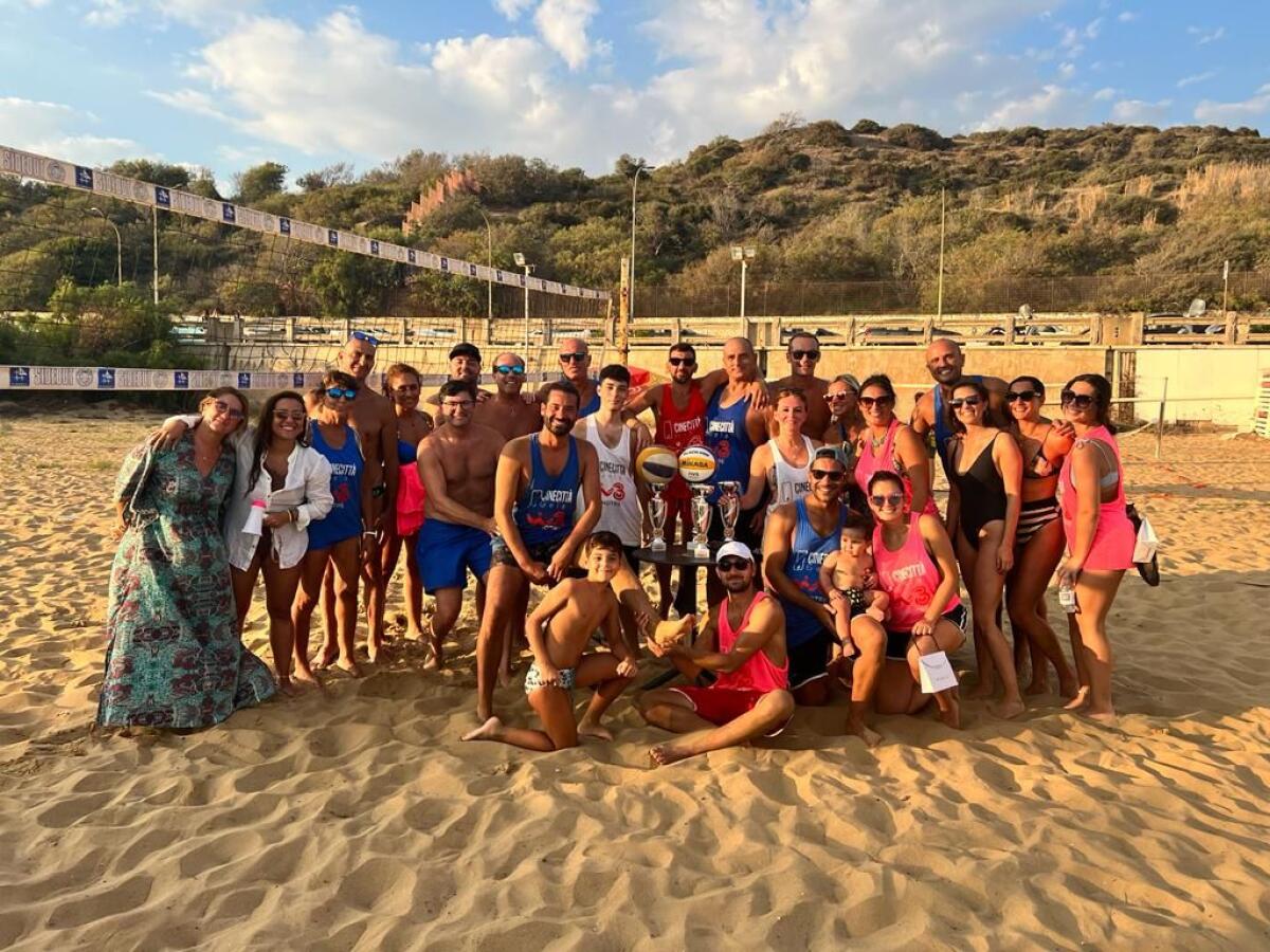 Divertimento e “vecchie glorie” nel torneo di beach volley - 