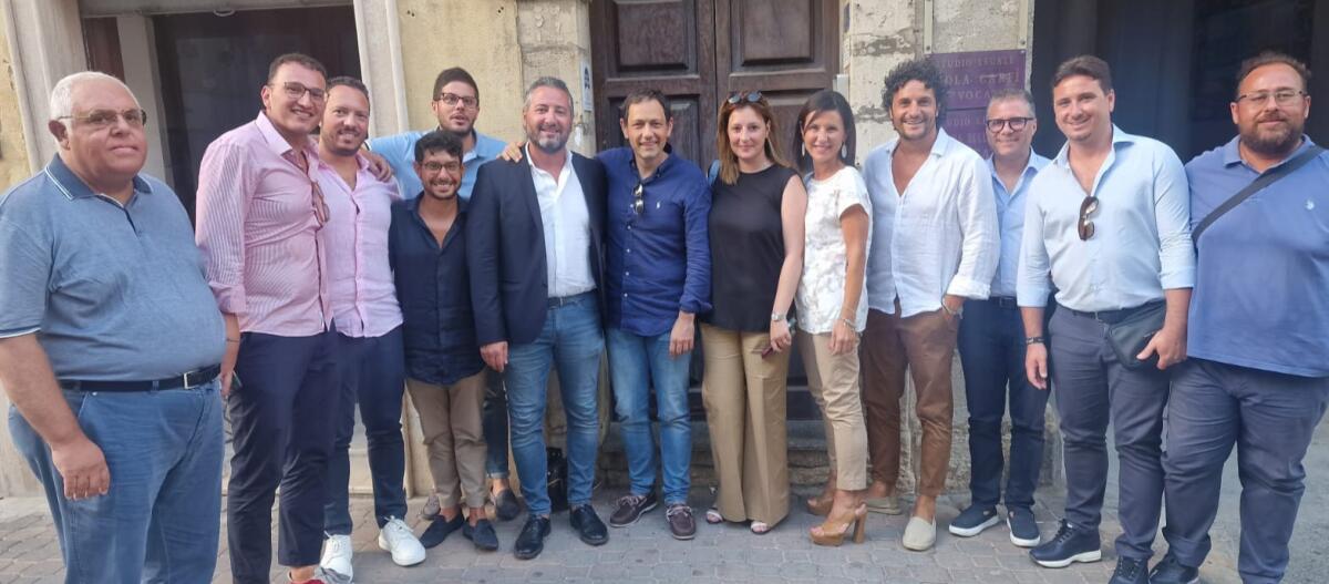 FdI su Greco:&#8221; i suoi ripetuti attacchi sterili e le offese non bloccano la nostra azione&#8221; - 