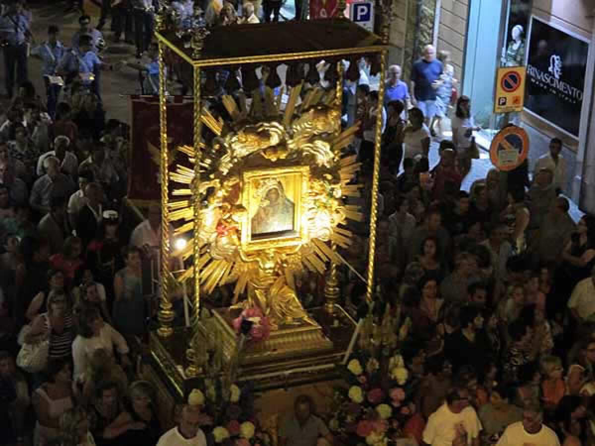 A rischio la festa della Patrona: il sindaco chiede aiuto - 