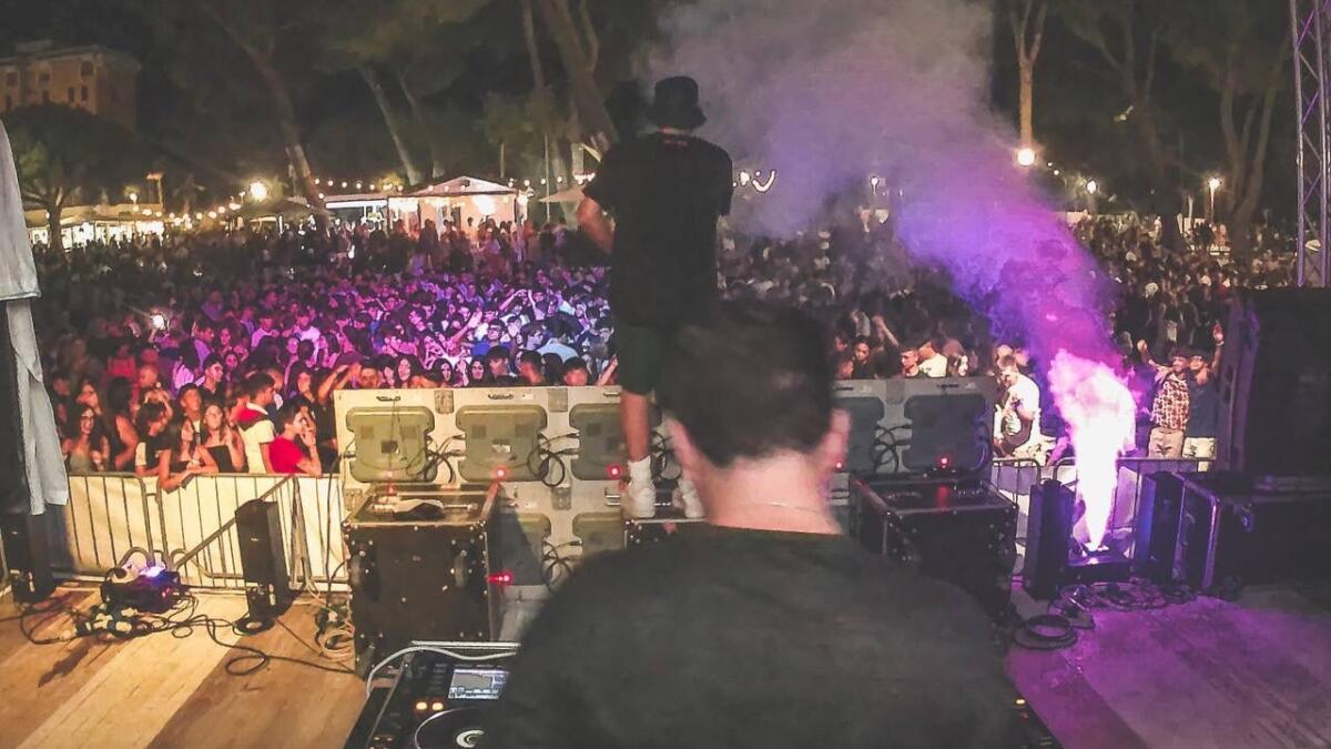 Stasera si conclude il Disco Village…con un tocco di rosa - 