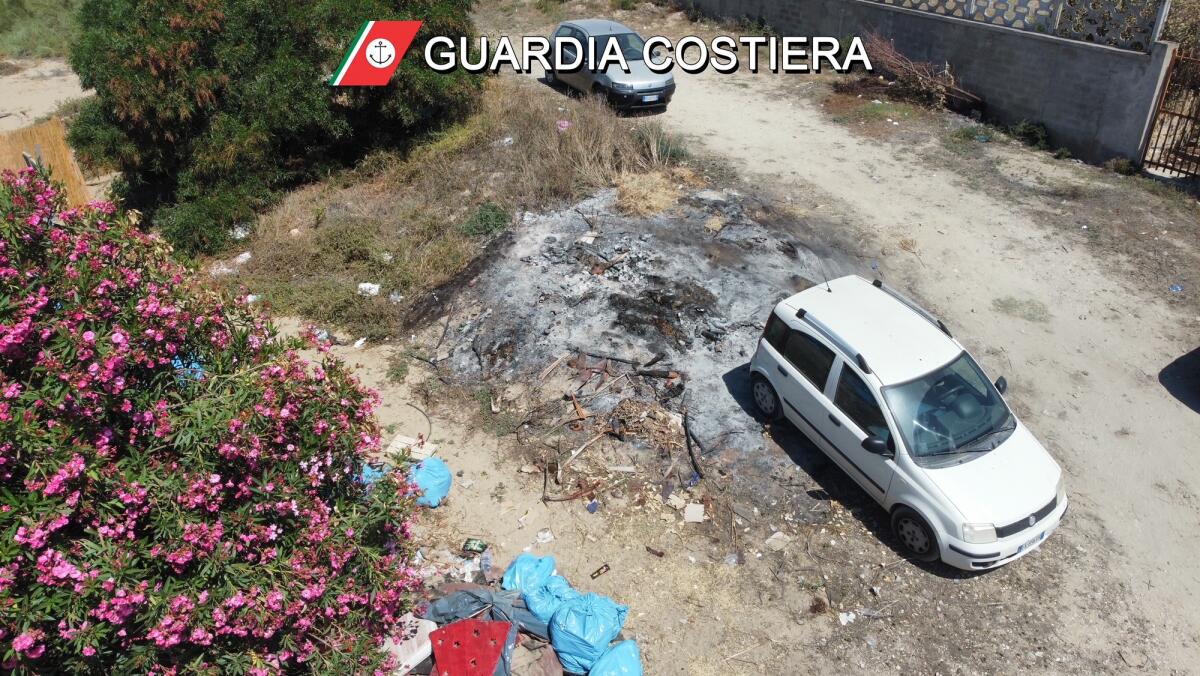 Reati ambientali in un lido di Tenutella, intervento della Capitaneria di Porto - 