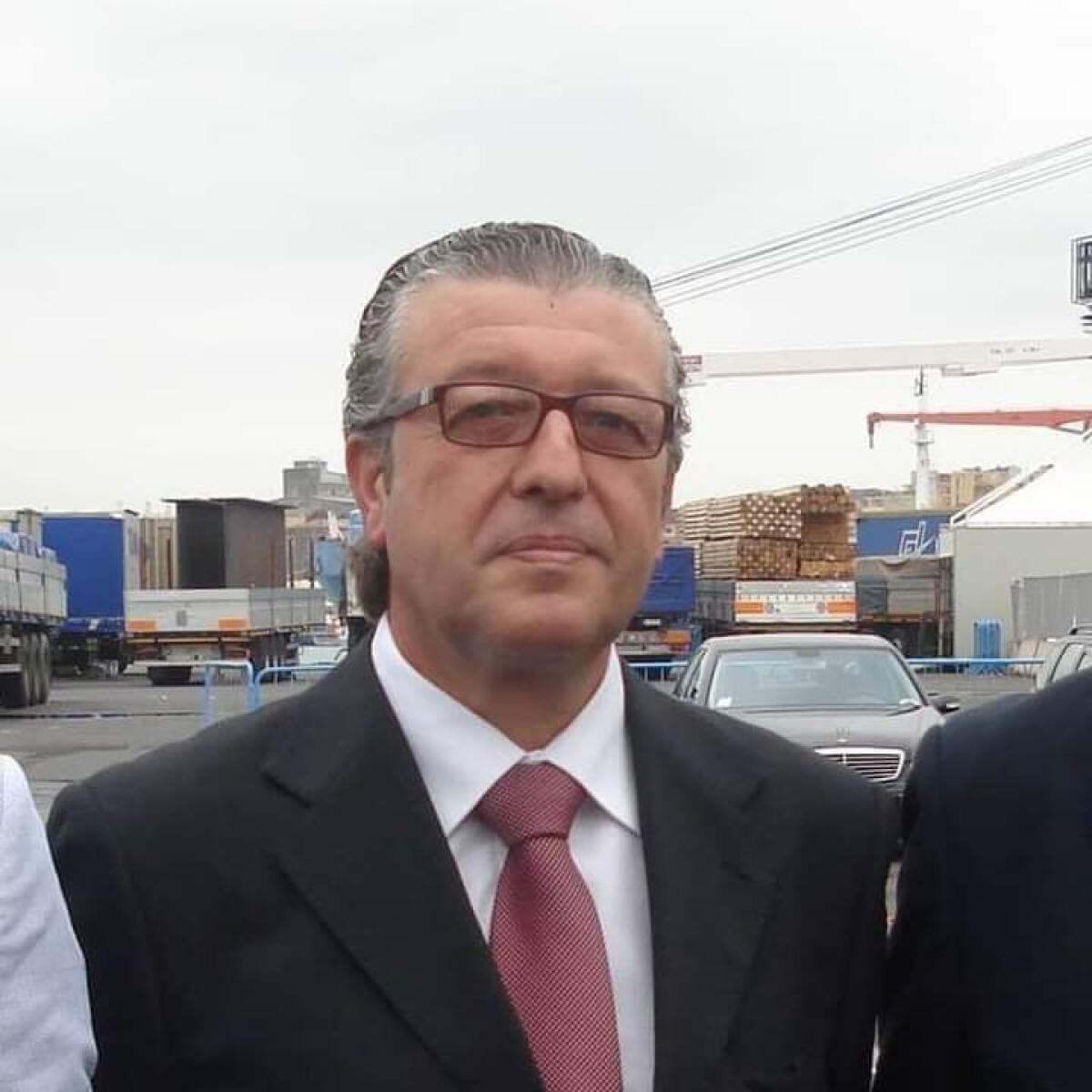 “Mio padre è scomparso, aiutatemi a trovarlo” -