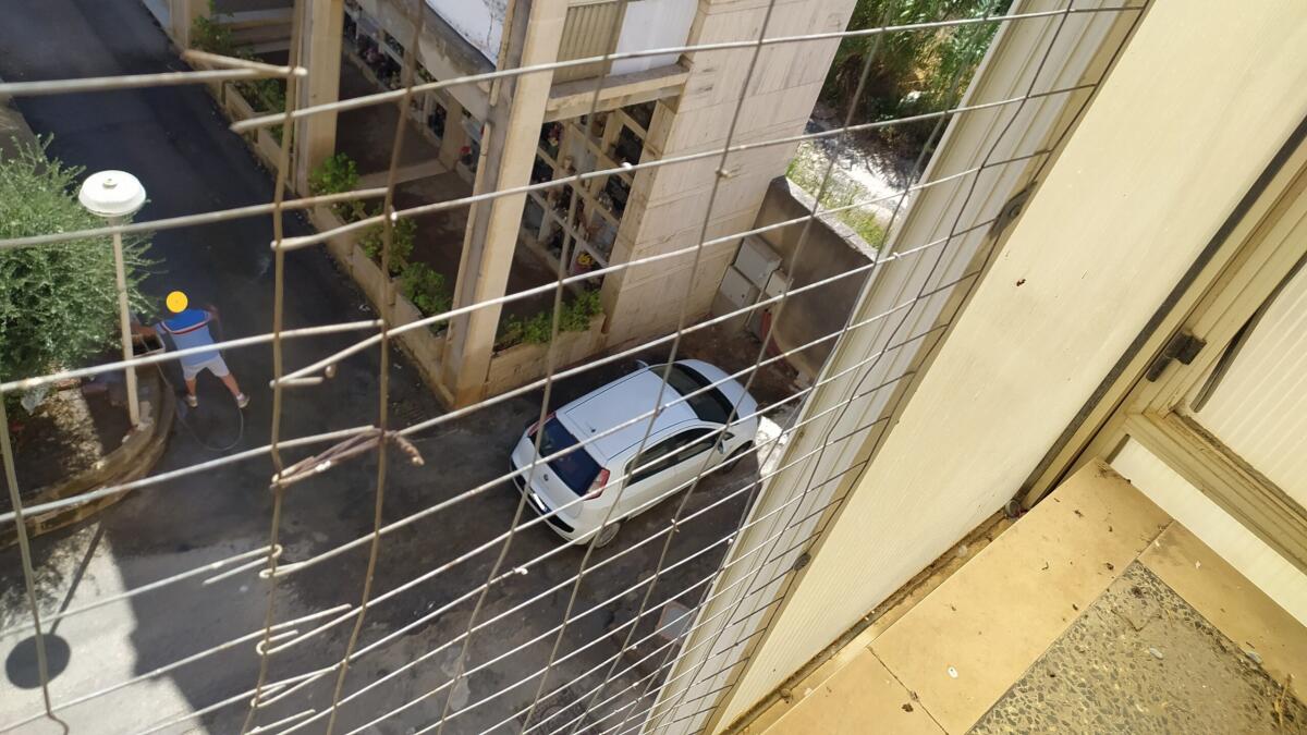 Lavaggio auto fai da te…al cimitero - 