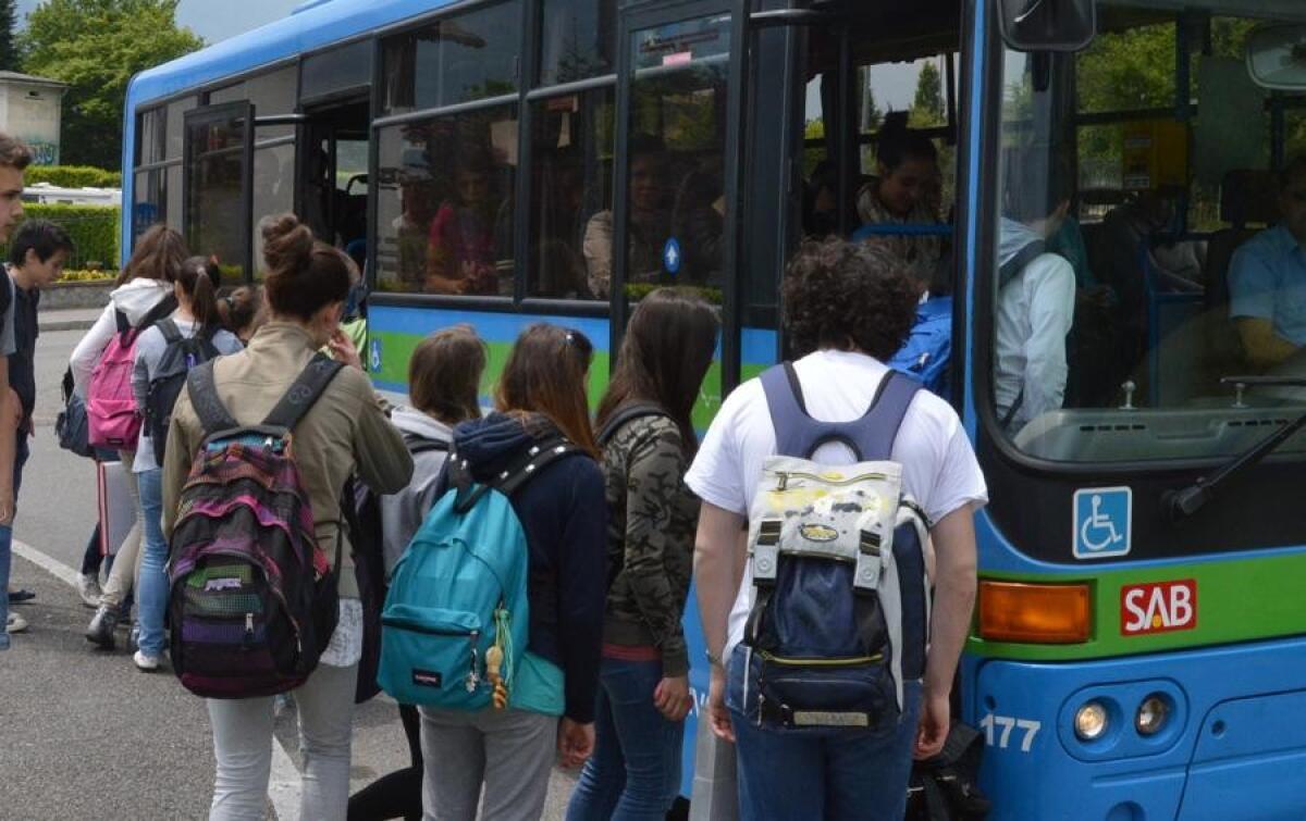 Avviso sul rimborso per il trasporto degli studenti - 