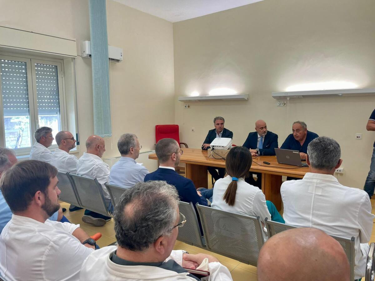 Mussomeli: riaperto reparto di Chirurgia Generale con l’aiuto dei medici argentini -