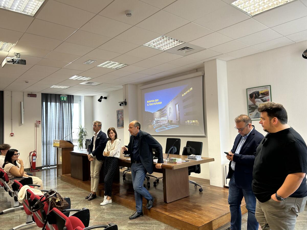 UniKore, l’orientamento nei locali della Bioraffineria - 