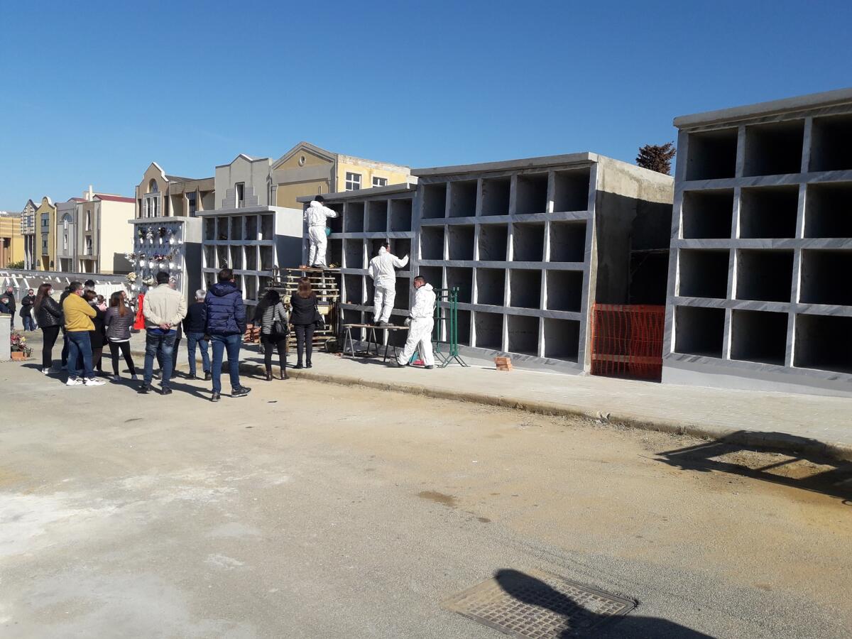 Ricorrenza dei morti, sopralluogo nei due cimiteri - 