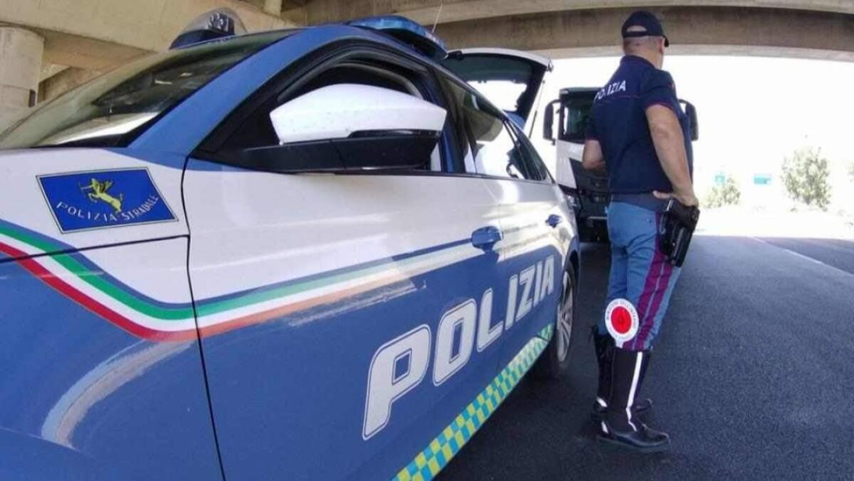 In auto con coltelli e con le targhe manomesse -