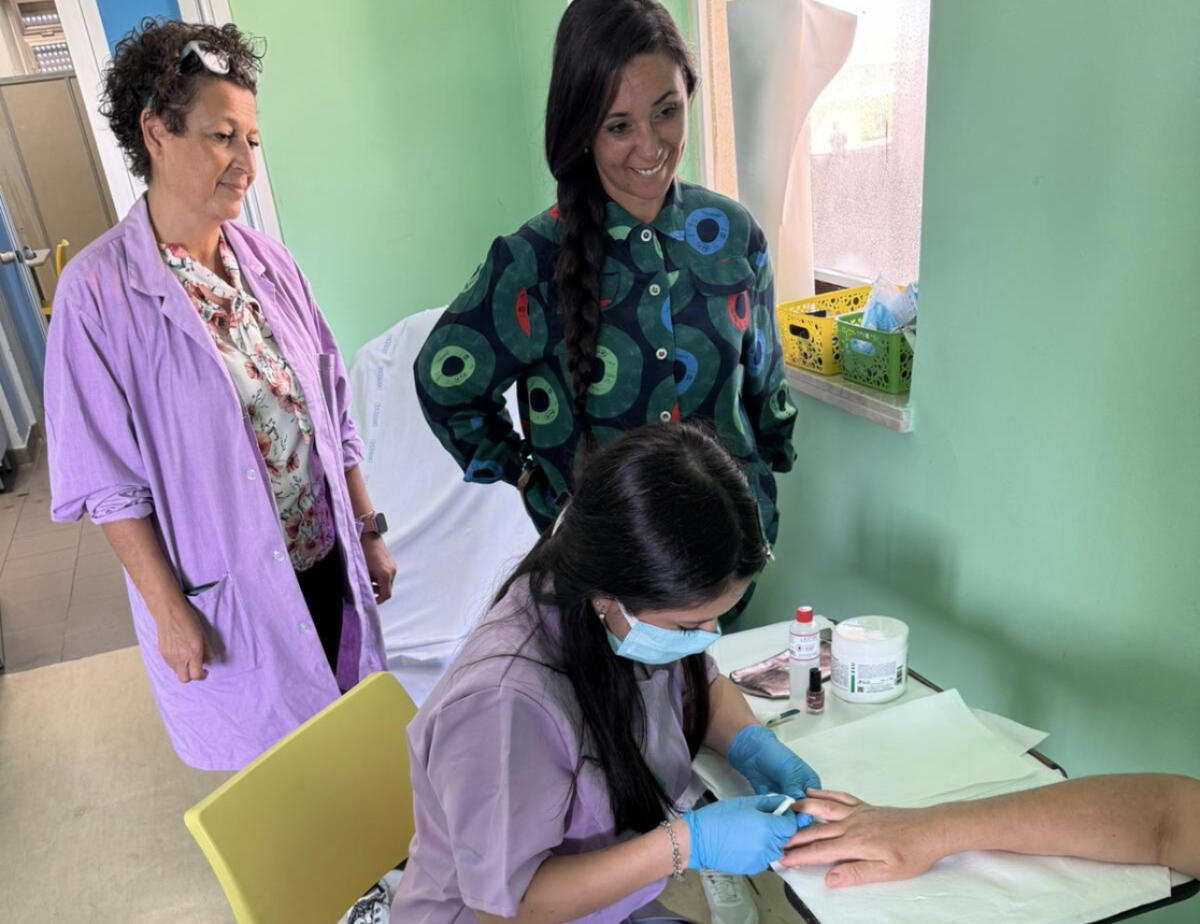 “Distrarsi con un trucco”, prende il via in ospedale il progetto della Farc&amp;C - 