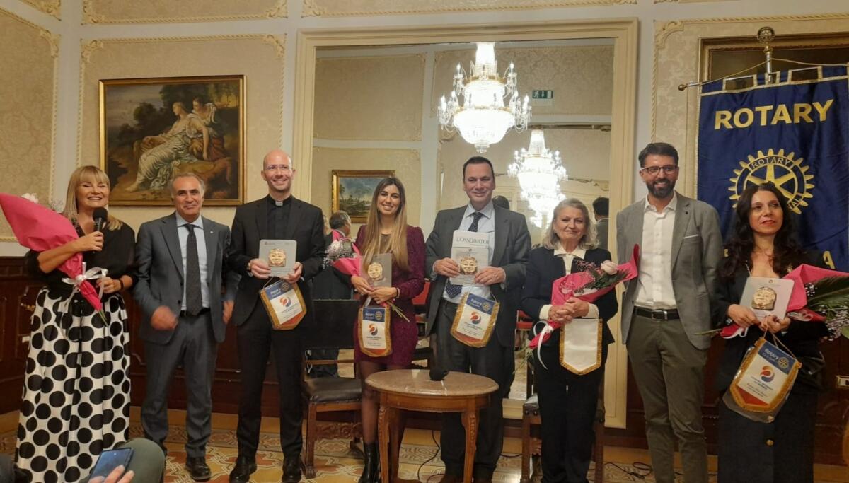 Nomi di prestigio al Premio la &#8216;Gorgone d&#8217;oro&#8217; - 