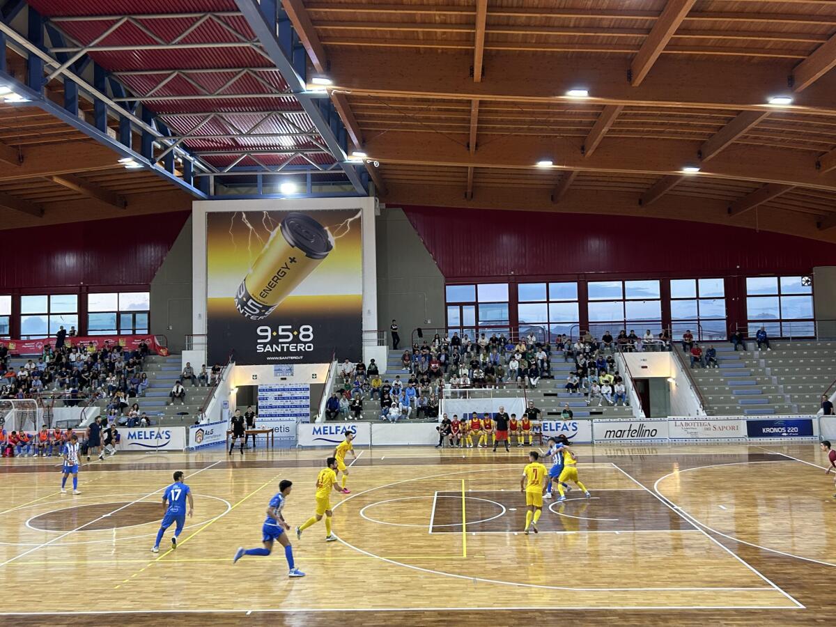 Gela calcio a 5, la B è a rischio ma la società non interverrà sul mercato - 