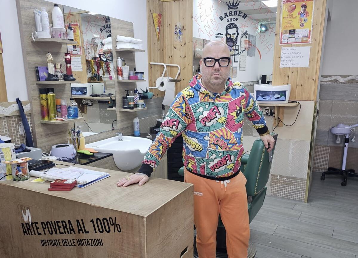 Il dono di Natale di Luigi Morinello: capelli gratis ai più piccoli in difficoltà - 