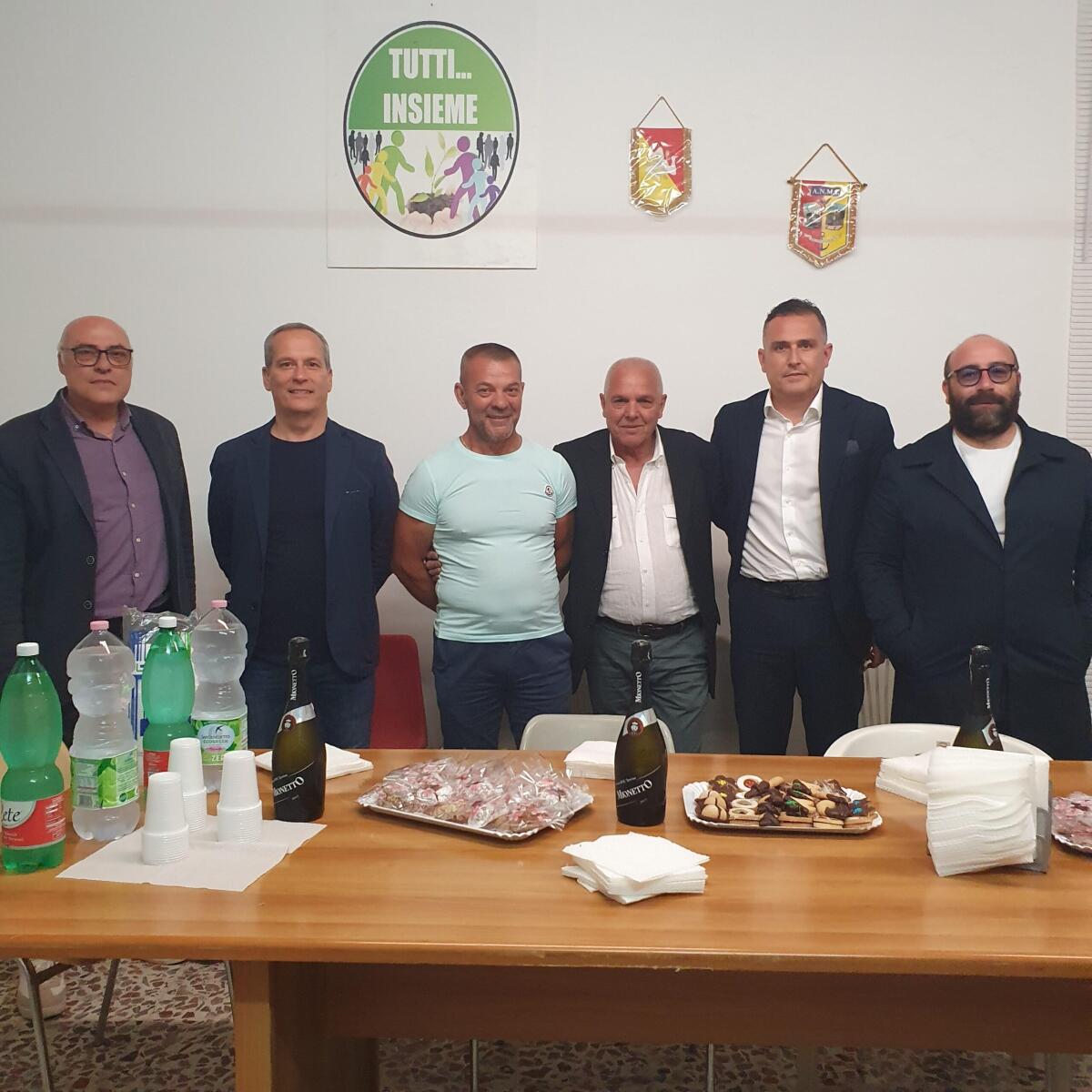 Solo uno scambio di idee tra Tutti insieme e i centristi - 