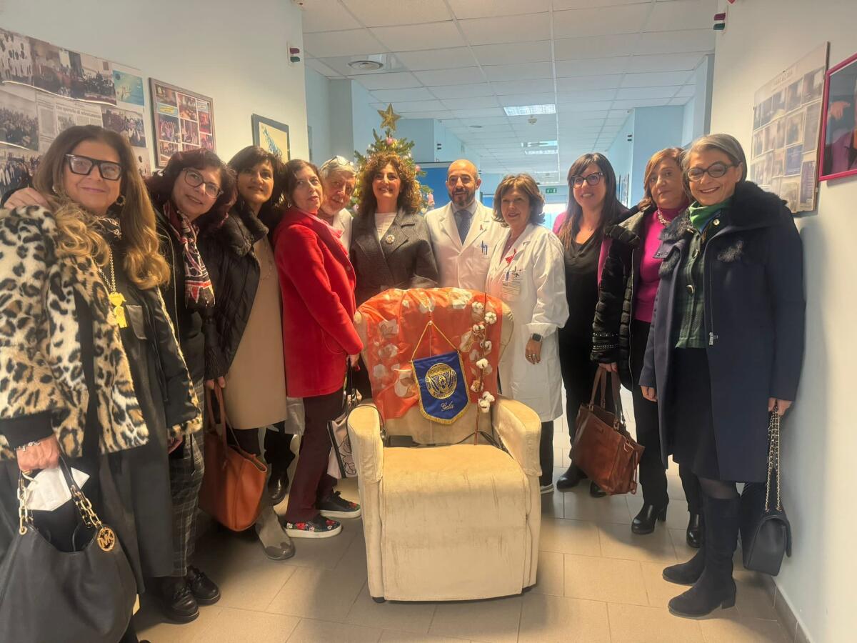 La poltrona della solidarieta&#8217; del Soroptimist - 