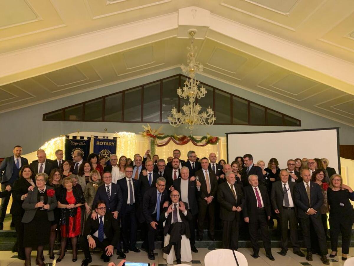 La famiglia rotariana in festa per il Natale - 