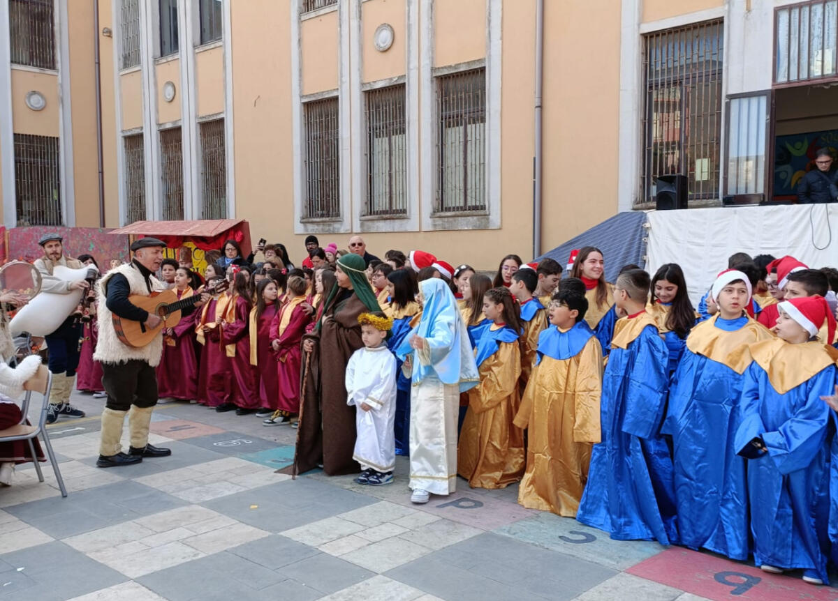 “Natale nel cuore”, oggi il presepe vivente al plesso di via Feace - 