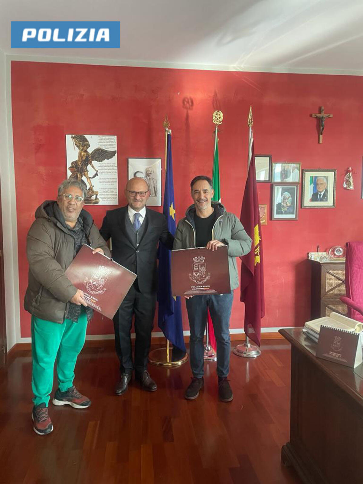 Visita a sorpresa per il Questore Trombadore dei “poliziotti” de “Il Commissario Montalbano” - 