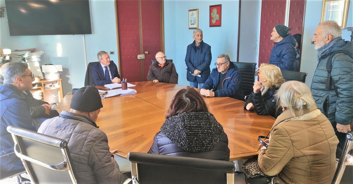 Residenti di Femminamorta e contrada Medica senza condotta idrica chiedono aiuto al Sindaco - 