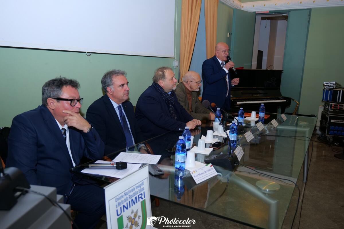 Ovazione per i siciliani premiati dall’Unimri - 