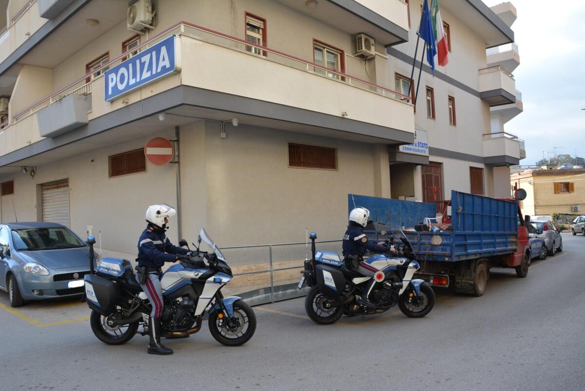 Sequestrato un autocarro con 250 kg di ferro -