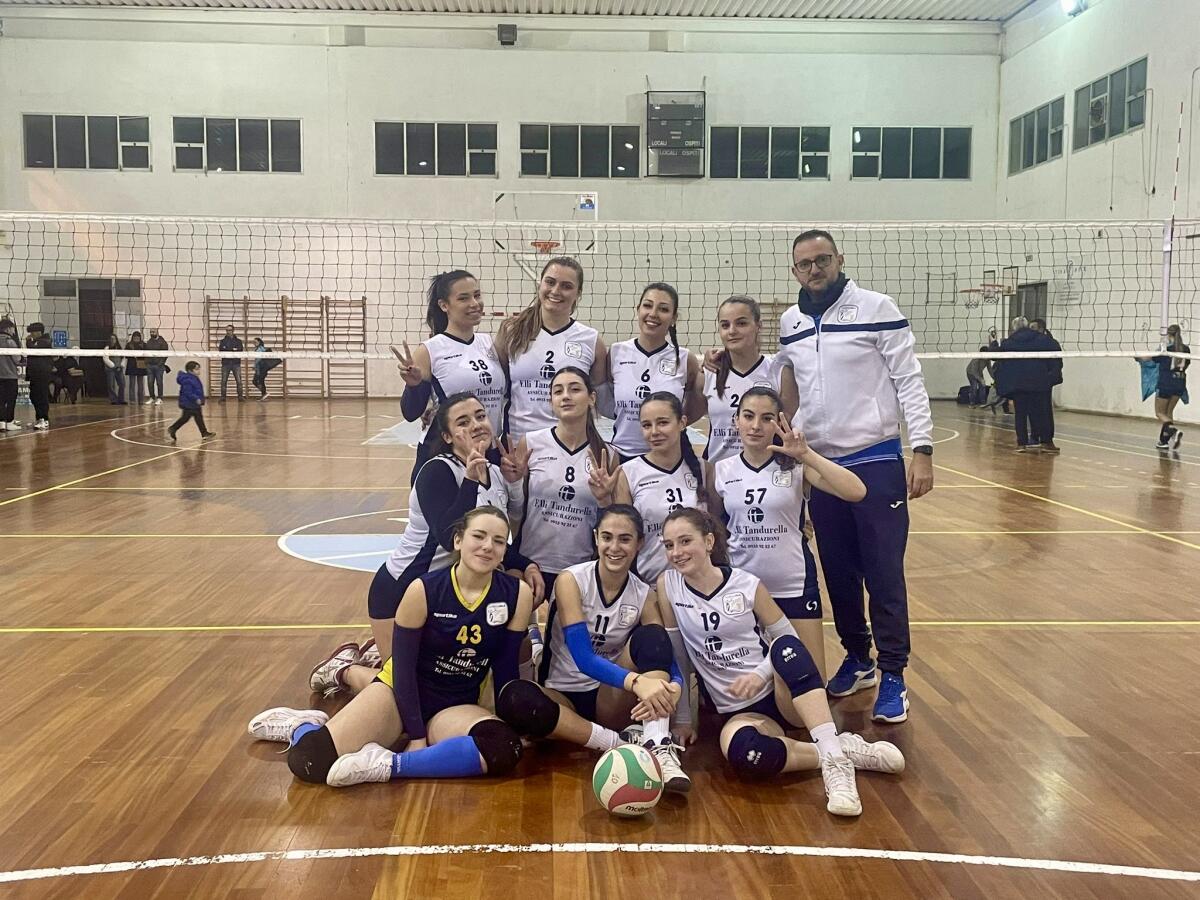 Volley Gela sempre più capolista, battuto anche il Regalbuto -