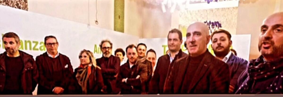 Di Stefano si presenta con liste e simboli ma lascia le porte aperte - 