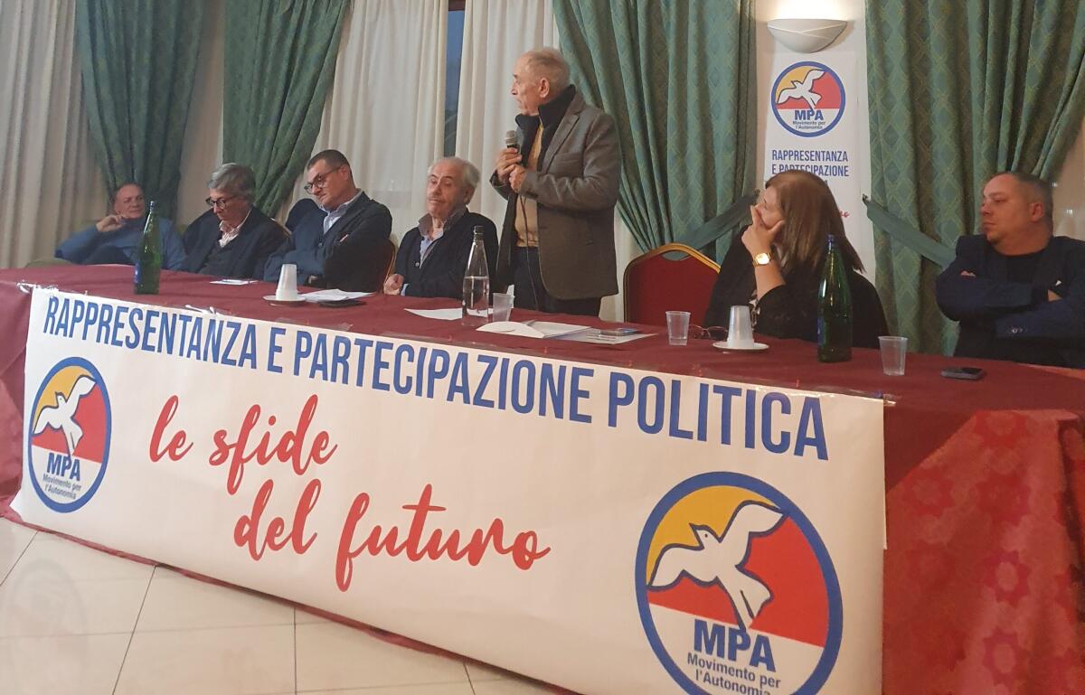 Iaglietti e Caci:&#8221;Il sindaco mostri le sue carte politiche&#8221; - 
