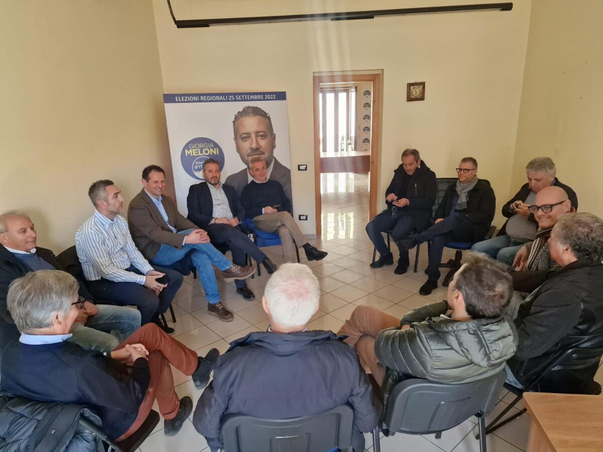Centrodestra:vertice con tatticismo, attesa e rinvio - 