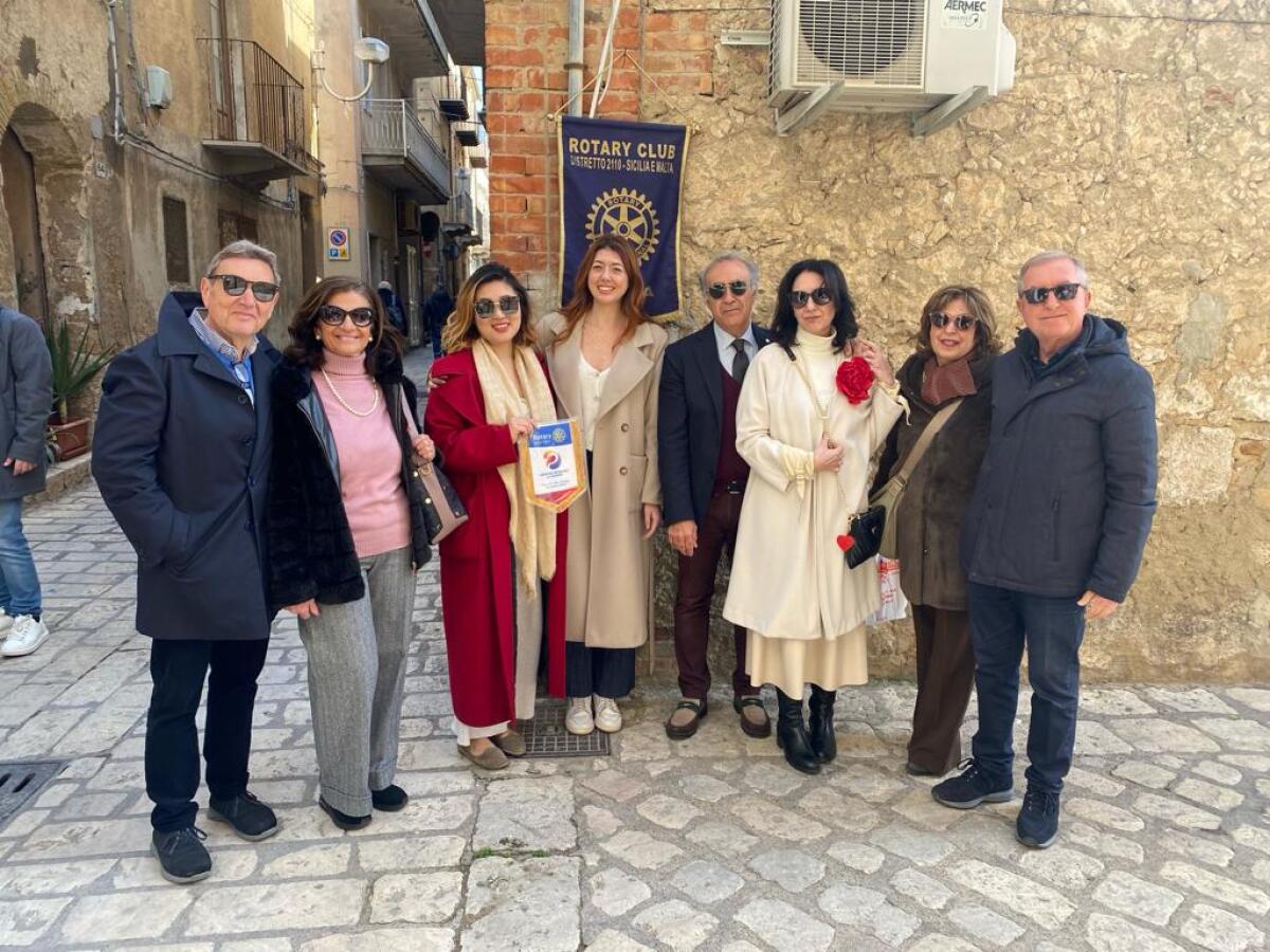 Rotary e “Civico 111” ridanno splendore al cuore della città - 