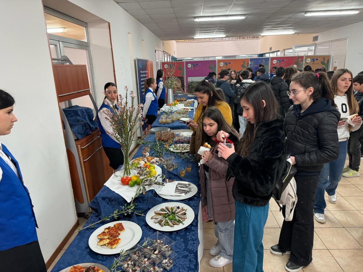 Progetto “Dieta Mediterranea e Consumo di Pesce tra i Giovani” promosso dal Rotary Club Gela - 