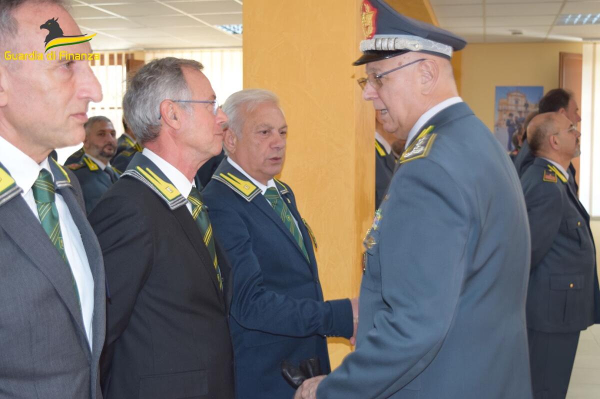 Il comandante interregionale della Guardia di finanza in visita a Caltanissetta - 