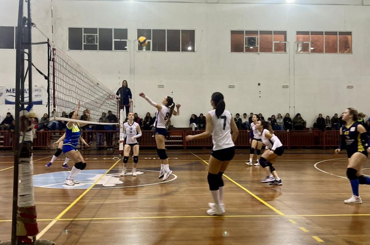 Il Volley Gela batte il San Cataldo e blinda il primato - 