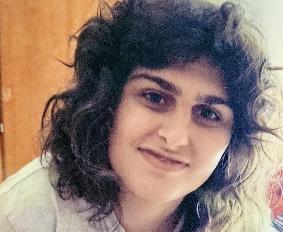 Aleandra Pacia scomparsa nel pomeriggio, i familiari chiedono aiuto - 