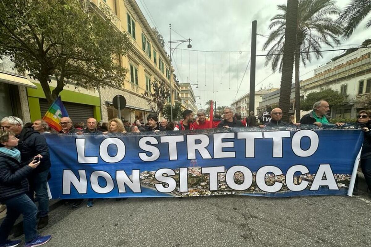Conte a Messina per ribadire il No al Ponte -