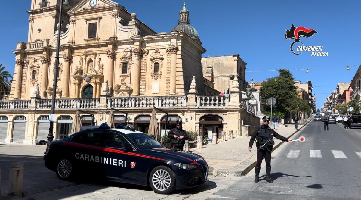 Sgominata rete di spacciatori del Centro Storico -