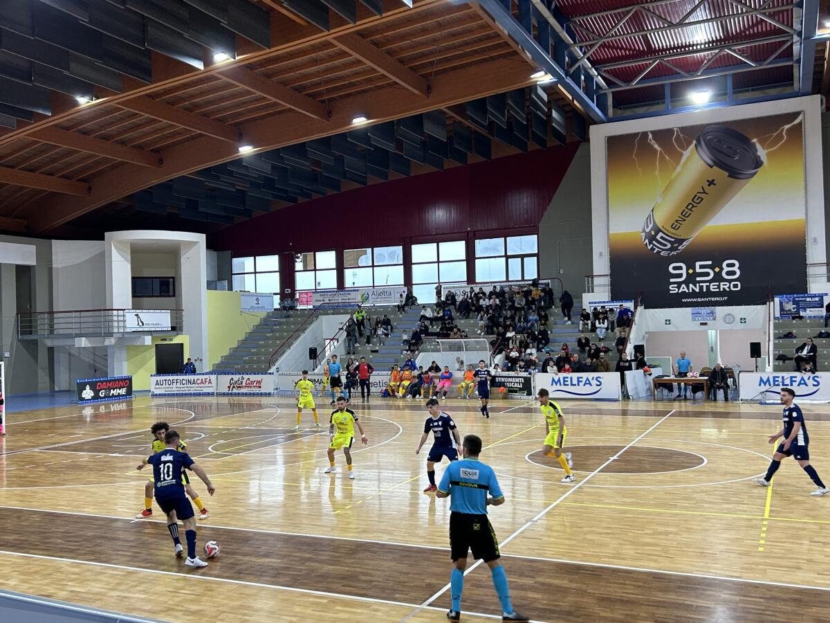 Gela calcio a 5, finisce l’avventura: l’annuncio di mister Fecondo -