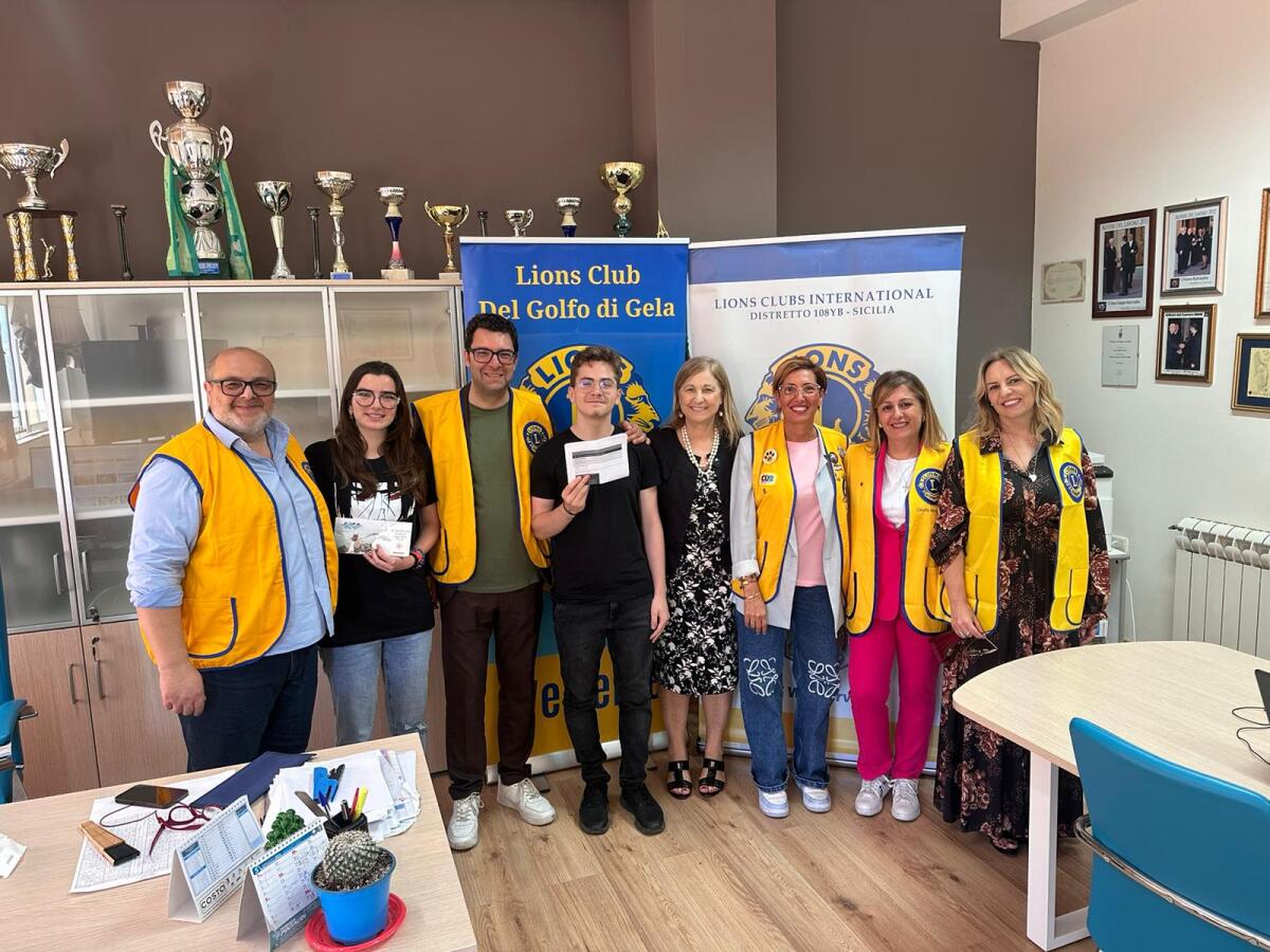 Due bravissimi del Vittorini premiati dai Lions -