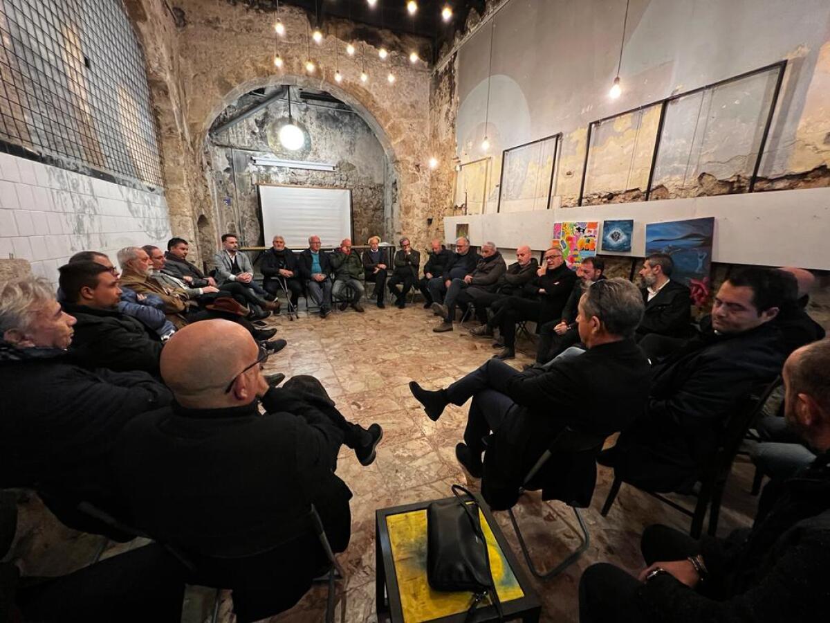 I candidati di altre tre liste di Di Stefano: ritorna il partito comunista - 