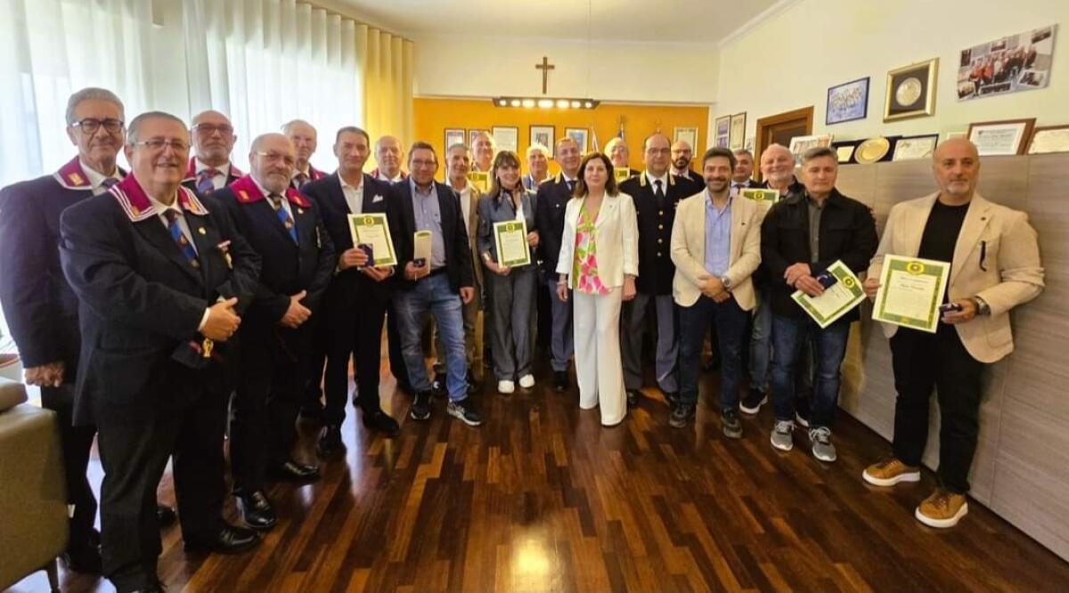 Poliziotti in pensione, viva gratitudine del Questore - 