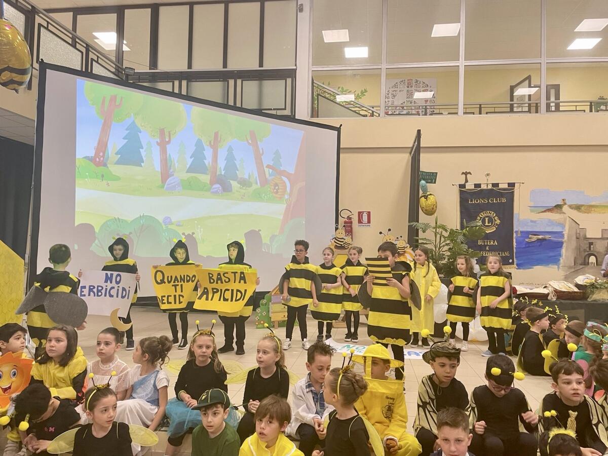 Salvaguardia delle api e biodiversità, il Lions Butera alla scuola “Verga” - 