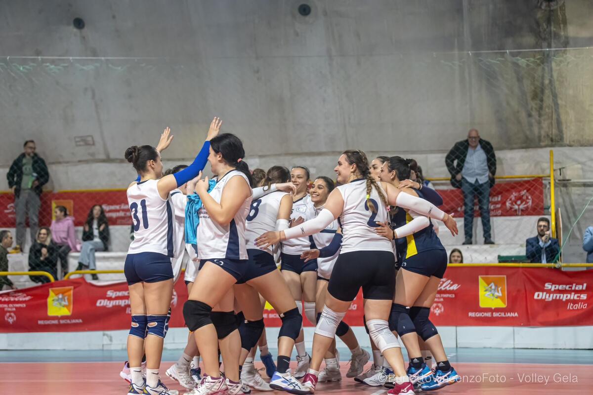 Al Sommatino il primo round della finale, il Volley Gela perde 3-1 - 