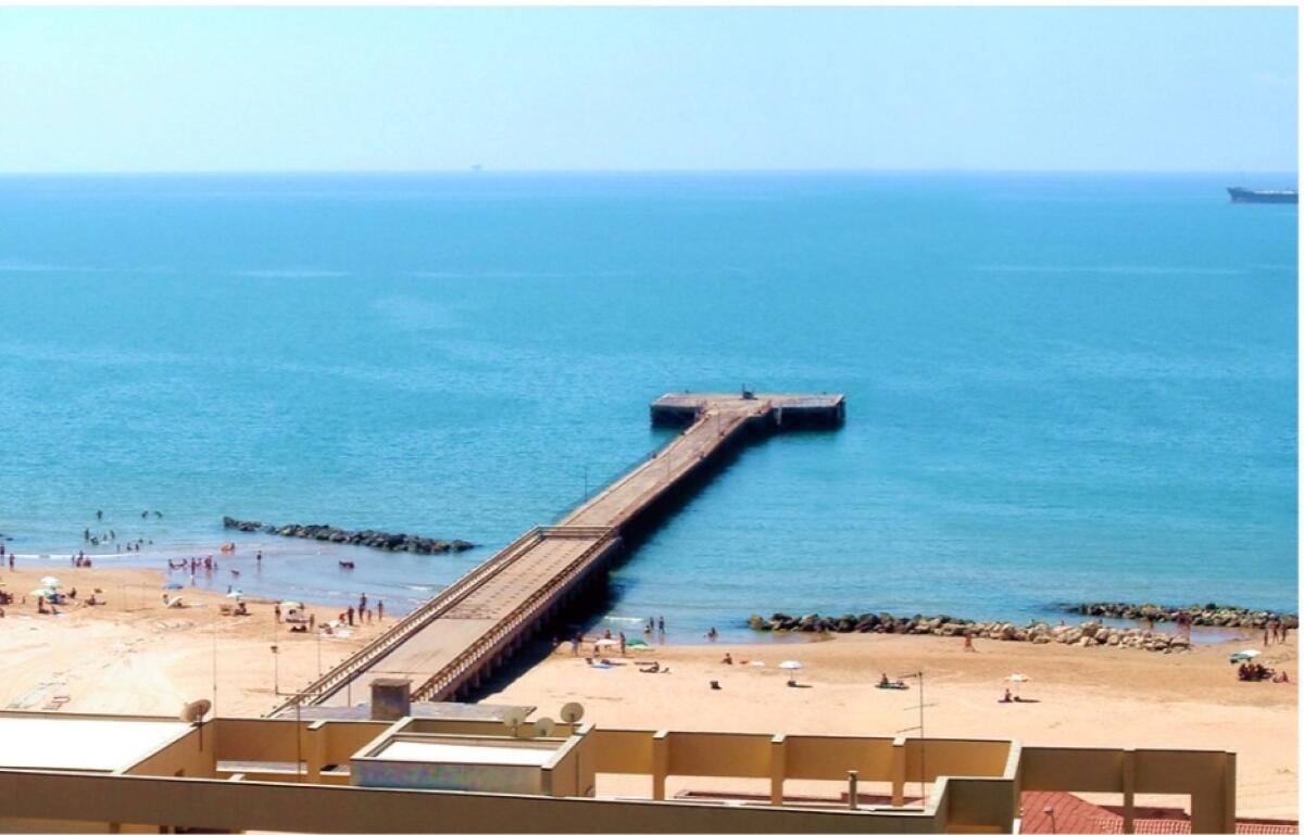 Pontile sbarcatoio vietato: sanzionato un bagnante - 