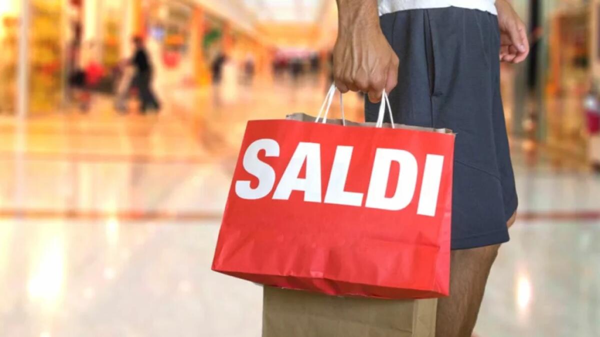 Il 6 luglio cominciano i saldi estivi - 