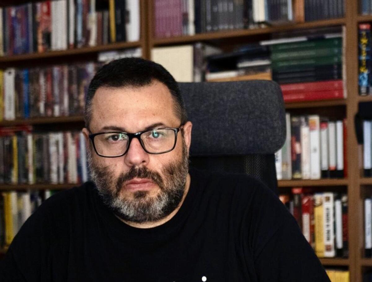 Riviera Village, domani alle 19 parte il Festival Letterario con Alessandro De Filippo  - 