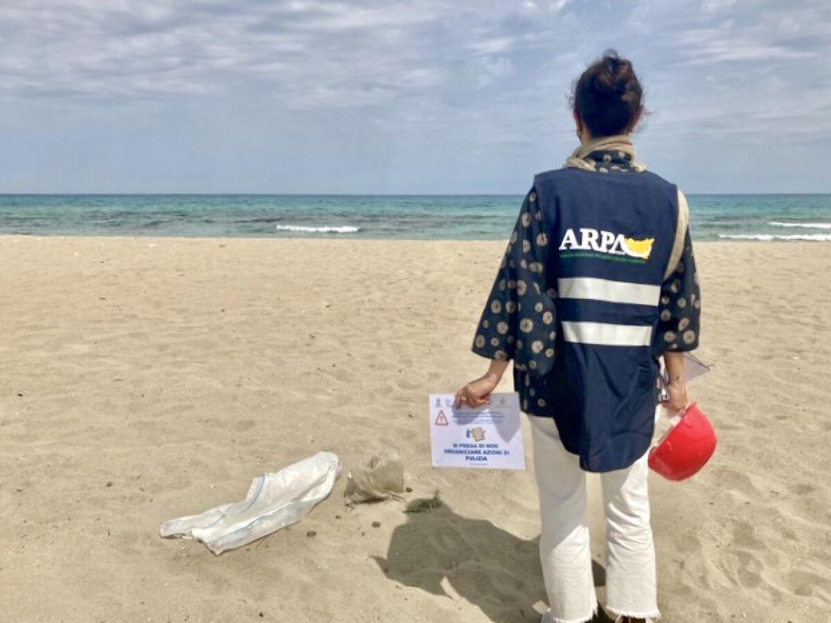 Nessun inquinamento in mare, la schiuma causata dalla mucillagine - 