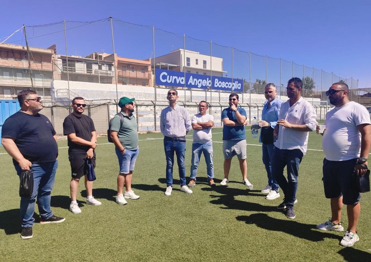 Sopralluogo del sindaco allo stadio Presti per verificarne le condizioni - 