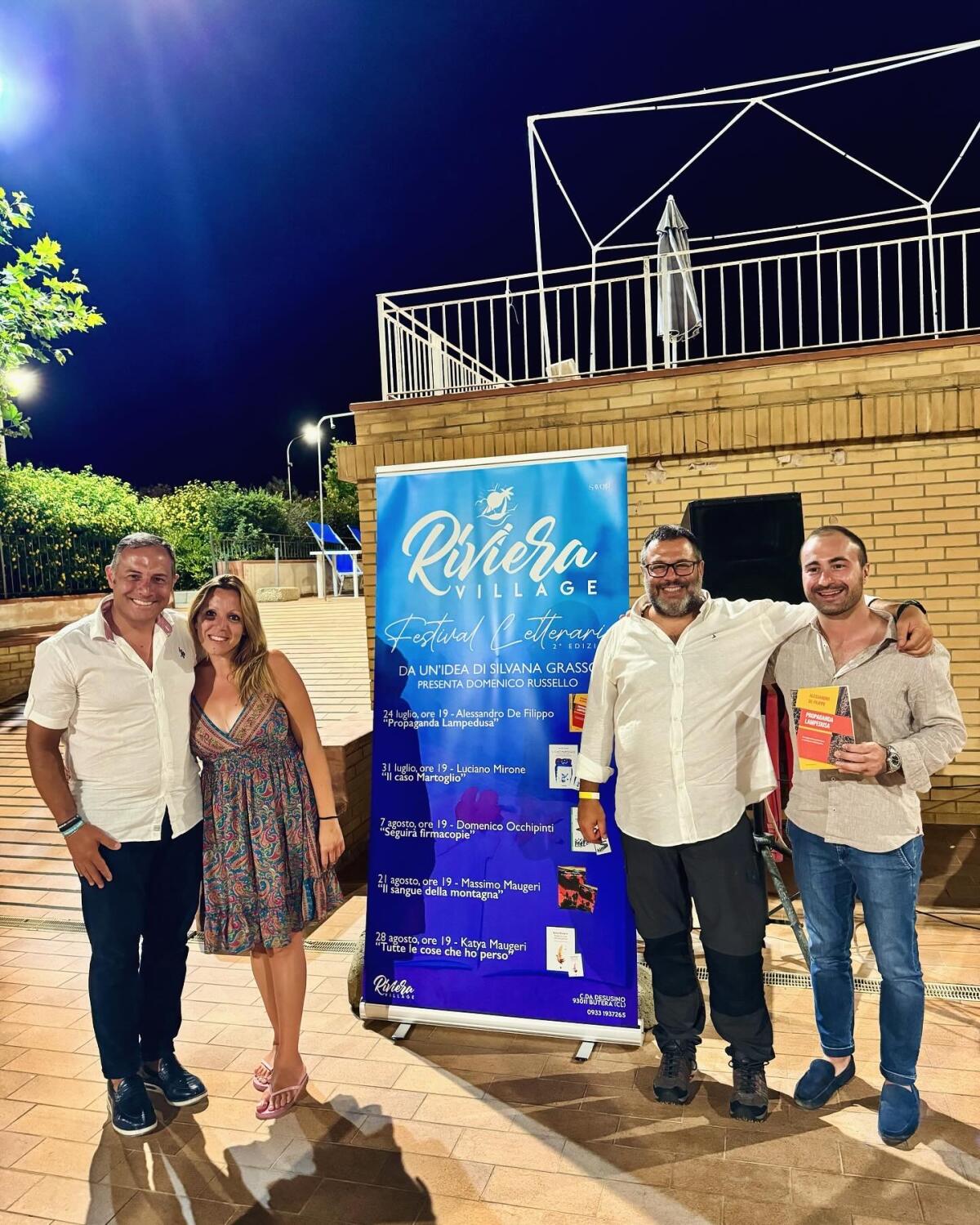 Al Riviera Village successo per l’esordio del Festival Letterario con Alessandro De Filippo - 