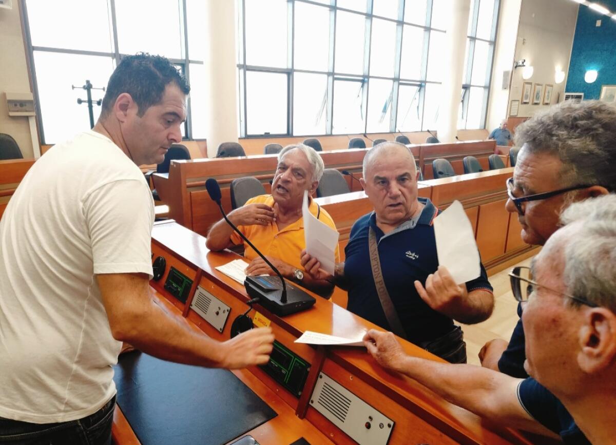 “Sull’aumento delle tasse non si può fare nulla: stiamo lavorando per superare il dissesto” - 